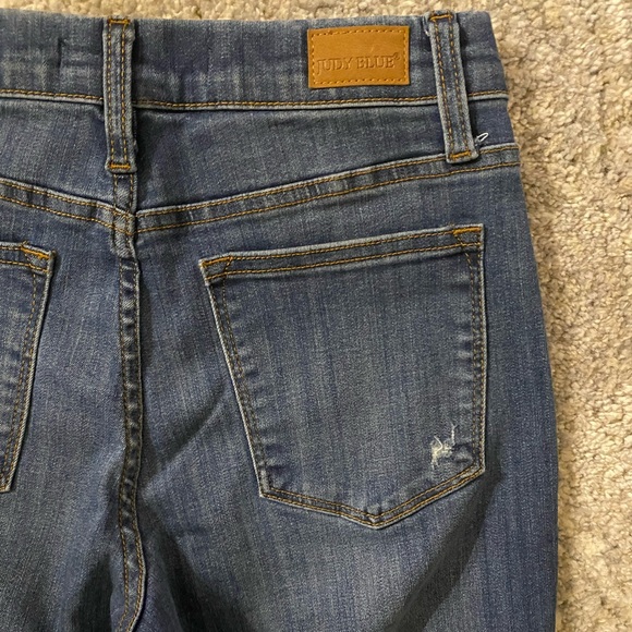 Judy Blue Boyfriend Fit Distressed Elastic Waistband Jeans Size 5/27 - Picture 6 of 7